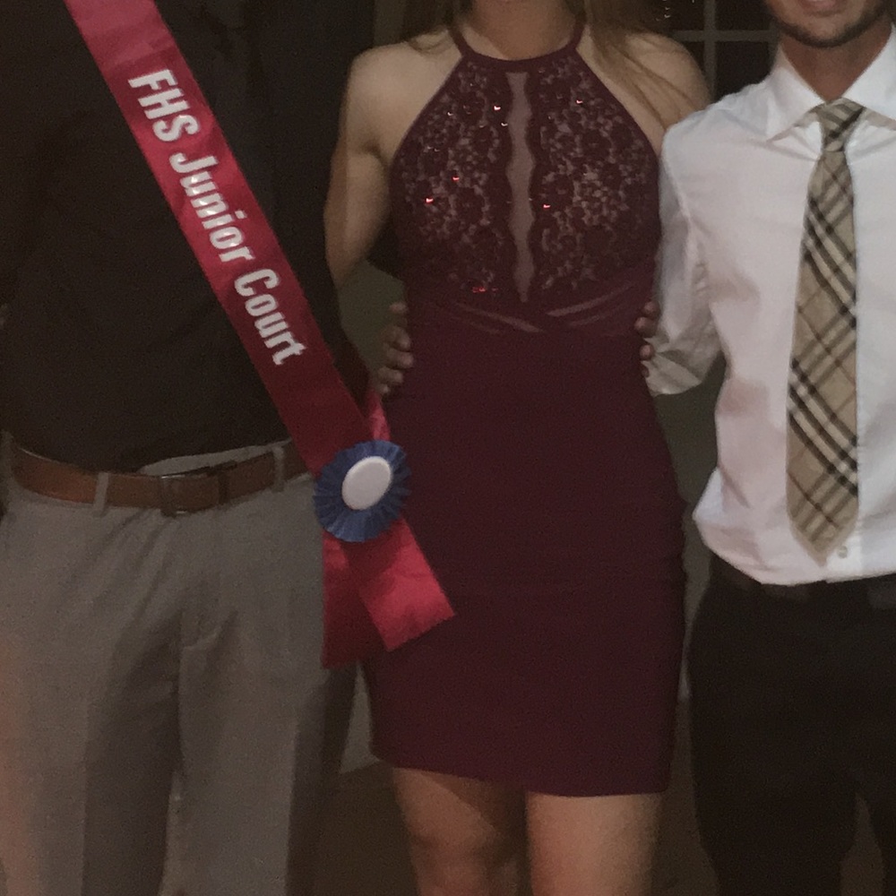 homecoming dress - Picture 4 of 5